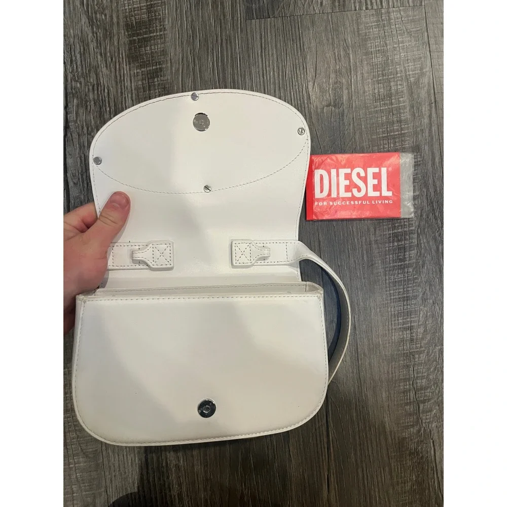 Autentic Diesel 1DR White Leather Shoulder Bag Oval D Logo Flap Handbag